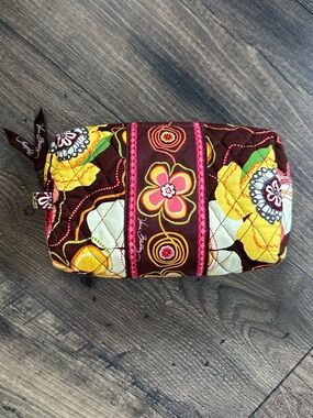 Vera Bradley Medium Cosmetic Bag - Buttercup pattern - RETIRED